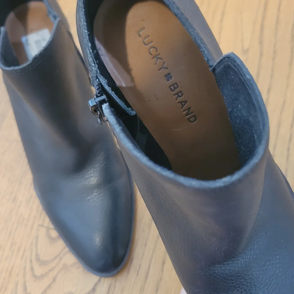 Lucky Brand Black Leather Ankle Booties with Stacked Heel